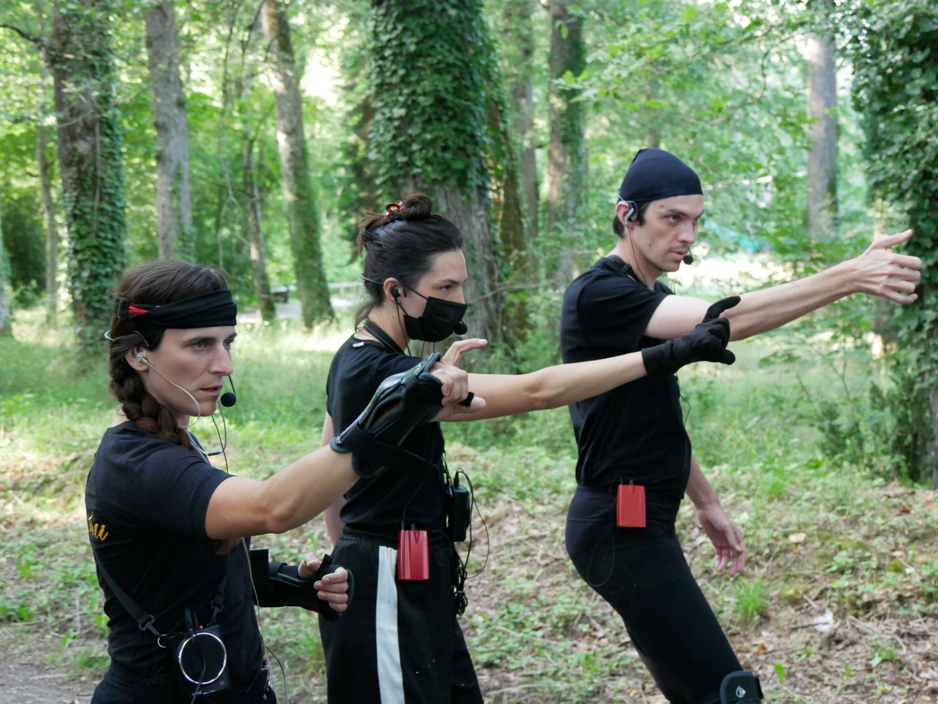 trio dans la forêt